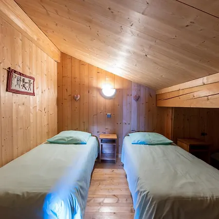 Le Paccaly, Piscine Et Aire De Jeux Chalet *