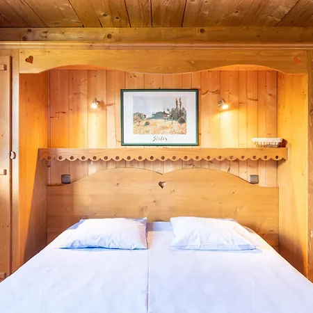 Le Paccaly, Piscine Et Aire De Jeux Chalet Crest-Voland