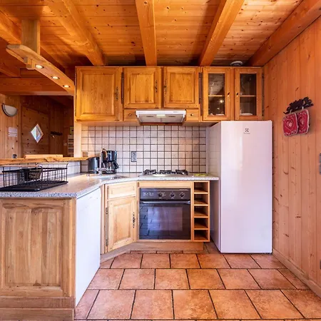 Le Paccaly, Piscine Et Aire De Jeux Chalet
