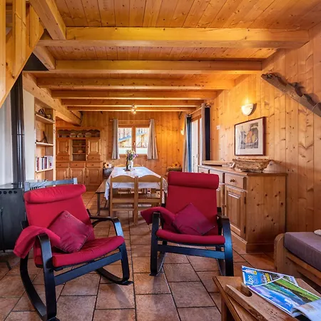 Le Paccaly, Piscine Et Aire De Jeux Chalet