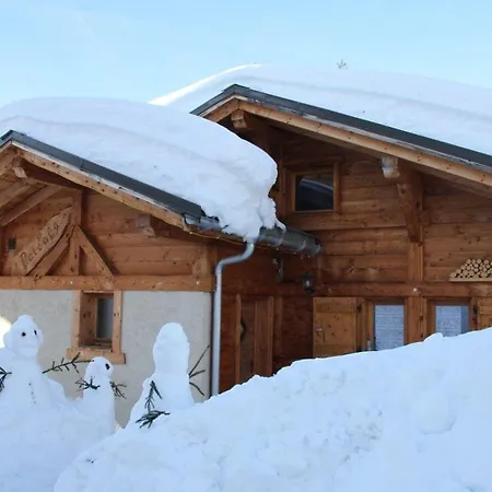 Chalet Le Paccaly, Piscine Et Aire De Jeux
