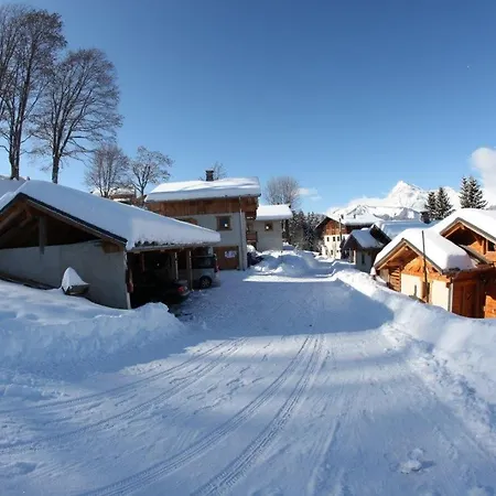 Chalet Le Paccaly, Piscine Et Aire De Jeux *